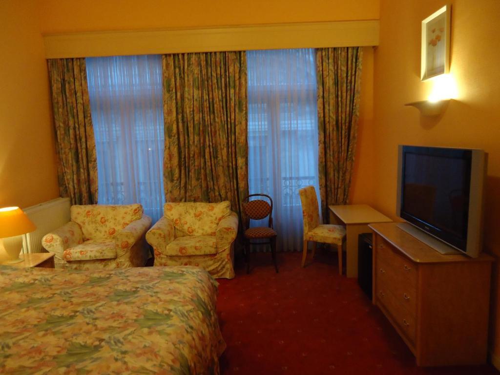 Matignon Hotel Bruselas Habitación foto
