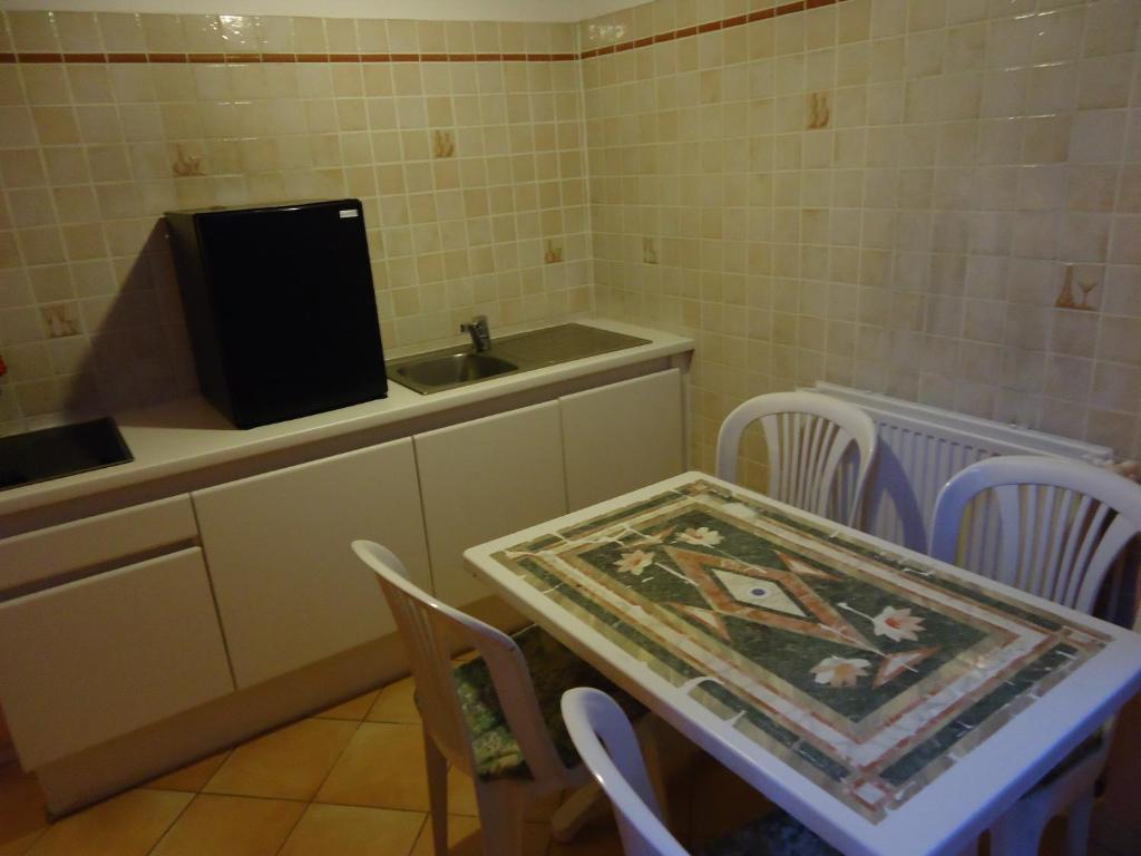 Matignon Hotel Bruselas Habitación foto